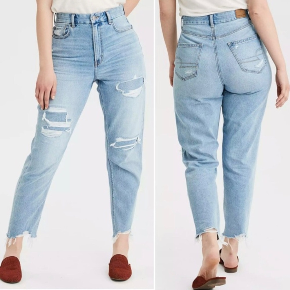 AMERICAN EAGLE Curvy Mom Jeans